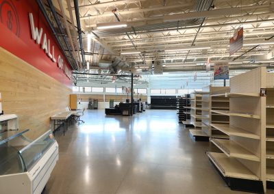 commercial real estate grocery store building in Oakland